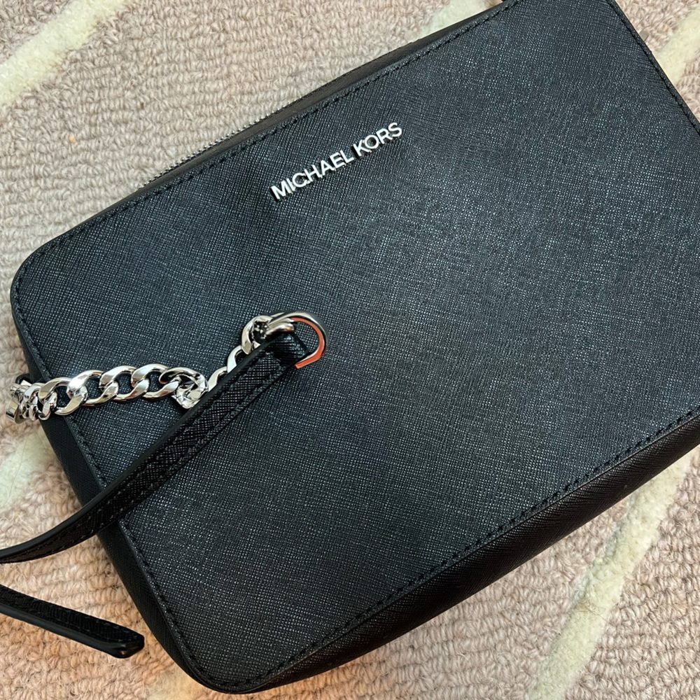 Michael Kors Purse 🤎